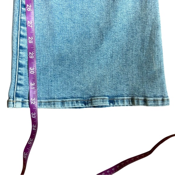 Abercrombie & Fitch The Flare Ultra High Rise Jeans Light Wash 25/0 L - Picture 8 of 13